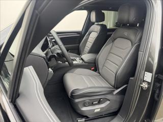 Volkswagen Touareg 3,0 HUD MASÁŽ NZTOP ČR ZÁRUKA SUV - Foto 40