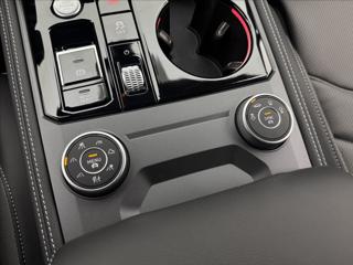 Volkswagen Touareg 3,0 HUD MASÁŽ NZTOP ČR ZÁRUKA SUV - Foto 33