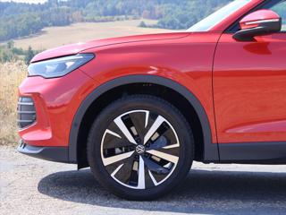 Volkswagen Tiguan 1,5 eTSI 110kW mHEV DSG CZ DPH SUV - Foto 34