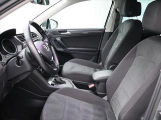 Volkswagen Tiguan 2,0 TDI 110kW DSG R-line DPH SUV - Foto 11