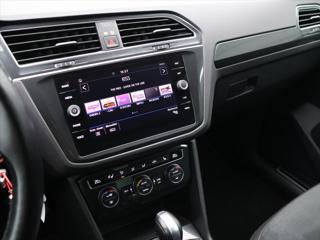 Volkswagen Tiguan 2,0 TDI 110kW DSG R-line DPH SUV - Foto 23