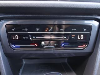 Volkswagen Tiguan Allspace 2,0 TSI 140kW 4M DSG 1Maj DPH SUV - Foto 8