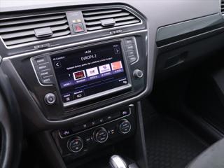 Volkswagen Tiguan 2,0 TDI 176kW DSG Highline DPH SUV - Foto 21