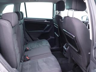 Volkswagen Tiguan 2,0 TDI 176kW DSG Highline DPH SUV - Foto 14