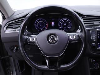 Volkswagen Tiguan 2,0 TDI 176kW DSG Highline DPH SUV - Foto 36