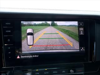 Volkswagen Touareg 3,0 TDI 170kW DSG 4M LED CZ SUV - Foto 25