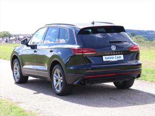 Volkswagen Touareg 3,0 TDI 170kW DSG 4M LED CZ SUV - Foto 21