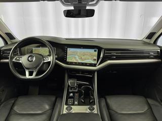 Volkswagen Touareg 3.0TDI 4MOTION R-LINE, MASÁŽE, HUD, PANORAMA SUV - Foto 9