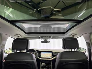 Volkswagen Touareg 3.0TDI 4MOTION R-LINE, MASÁŽE, HUD, PANORAMA SUV - Foto 21