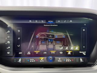 Volkswagen Touareg 4.0TDI V8 R-LINE 4MOTION, BLACK PAKET, MASÁŽE SUV - Foto 17