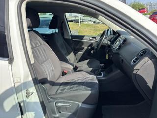Volkswagen Tiguan 2,0 TSi 4x4 AT R-Line TOP STAV SUV - Foto 15