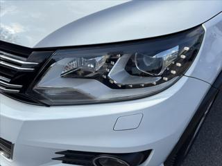 Volkswagen Tiguan 2,0 TSi 4x4 AT R-Line TOP STAV SUV - Foto 34