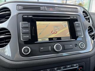 Volkswagen Tiguan 2,0 TSi 4x4 AT R-Line TOP STAV SUV - Foto 19