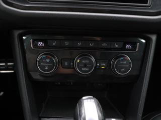 Volkswagen Tiguan 2,0 TDI 140kW 4M DSG R-Line SUV - Foto 18