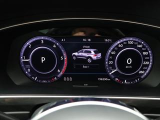 Volkswagen Tiguan 2,0 TDI 140kW 4M DSG R-Line SUV - Foto 14