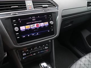 Volkswagen Tiguan 1,4 TSI PHEV 180kW R-Line DPH SUV - Foto 24