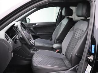 Volkswagen Tiguan 1,4 TSI PHEV 180kW R-Line DPH SUV - Foto 14