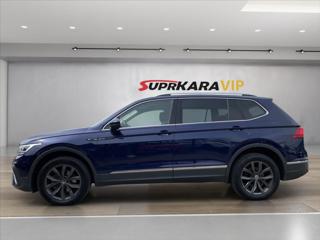 Volkswagen Tiguan Allspace 2,0 TDi 7míst*LED*Virtuál Navi*360°Kamera*Lane & Side- Assist*Servis VW*Po servise! SUV - Foto 9