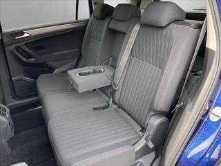 Volkswagen Tiguan Allspace 2,0 TDi 7míst*LED*Virtuál Navi*360°Kamera*Lane & Side- Assist*Servis VW*Po servise! SUV - Foto 30
