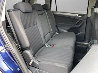 Volkswagen Tiguan Allspace 2,0 TDi 7míst*LED*Virtuál Navi*360°Kamera*Lane & Side- Assist*Servis VW*Po servise! SUV - Foto 28