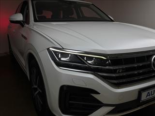 Volkswagen Touareg 3,0 R-LINE VZDUCH NV MATRIX ČR SUV - Foto 42