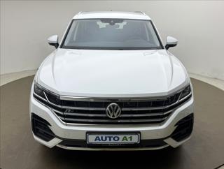 Volkswagen Touareg 3,0 R-LINE VZDUCH NV MATRIX ČR SUV - Foto 2