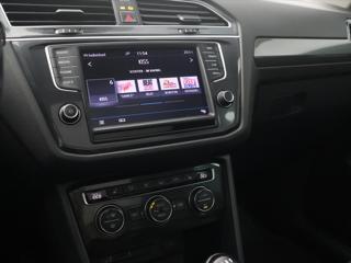 Volkswagen Tiguan 2.0 TDI 110kW 4MOT Highline DPH SUV - Foto 19