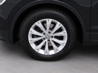 Volkswagen Tiguan 2,0 TDI 110kW DSG Navi Tažné SUV - Foto 20