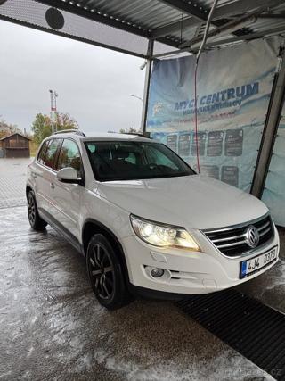 Volkswagen Tiguan 2,0   TDI 4Motion, 103 kW 2010 SUV