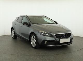 Volvo V40 2.0 D3 110kW hatchback