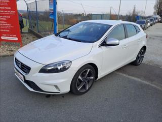Volvo V40 1,6 D2 R-DESIGN hatchback