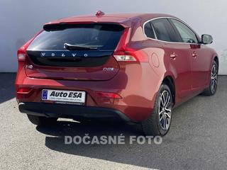 Volvo V40 2.0 D2, Serv.kniha hatchback