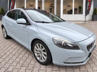 Volvo V40 2.0D3 110kW AUT -1.MAJITEL hatchback