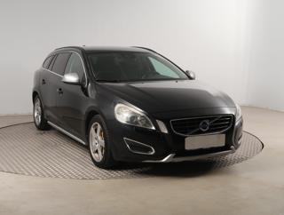 Volvo V60 D5 2.4 151kW kombi