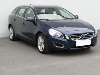 Volvo V60 2.0 D3, Serv.kniha kombi