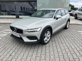 Volvo V60 2,0 D4 AWD Cross Country Polestar kombi