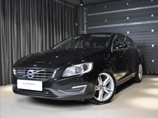 Volvo V60 2,0 D4  SUMMUM kombi