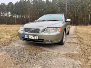 Volvo V70 d5 awd manual DPH kombi