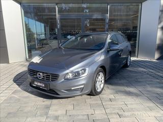 Volvo V60 2,0 D3 MOMENTUM SERV. KNIHA kombi