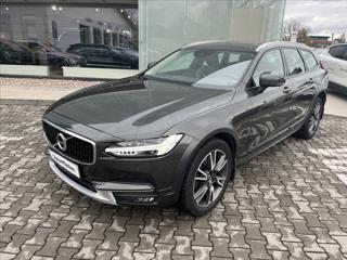 Volvo V90 2,0 D5 AWD Drive-E Pro Cross Country  Rezervace kombi