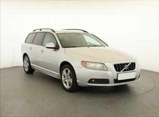 Volvo V70 2.4 D5 136kW kombi