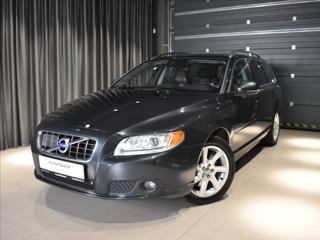 Volvo V70 2,4 D4 AWD INS Vent,BLIS,Pano kombi