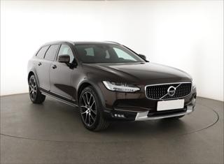 Volvo V90 D4 2.0 140kW kombi
