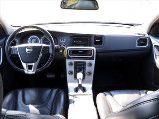 Volvo V60 2,4 D4 V5 Aut. AWD R-design kombi - Foto 24