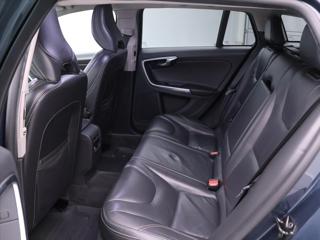 Volvo V60 2,4 D4 V5 Aut. AWD R-design kombi - Foto 10