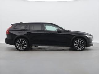 Volvo V60 2,0 B4 AWD Cross Country DPH kombi - Foto 8