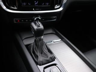 Volvo V60 2,0 T5 184kW Drive-E R-Design kombi - Foto 24
