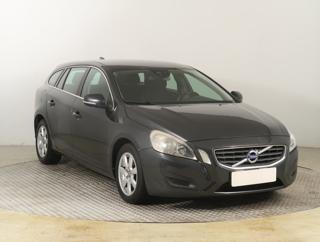 Volvo V60 D3 2.0 120kW kombi