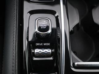 Volvo V60 2,0 T6 186kW 4x4 MomentumPro kombi - Foto 20