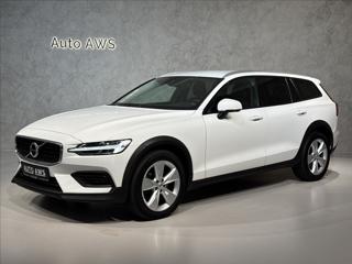 Volvo V60 2,0 B4 AWD  Cross Country LED Kamera kombi